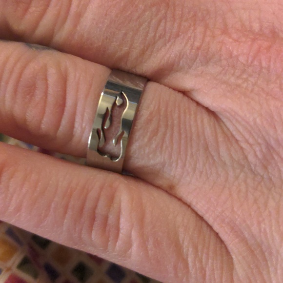 NWT Flame Fire Design Stainless Steel Size 21 & 18 - Picture 7 of 7